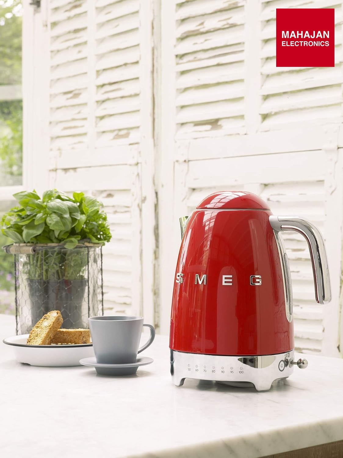 SMEG KLF04RDEU Variable temperature kettle Red 50's Style Aesthetic Mahajan Electronics – Mahajan Electronics Online.