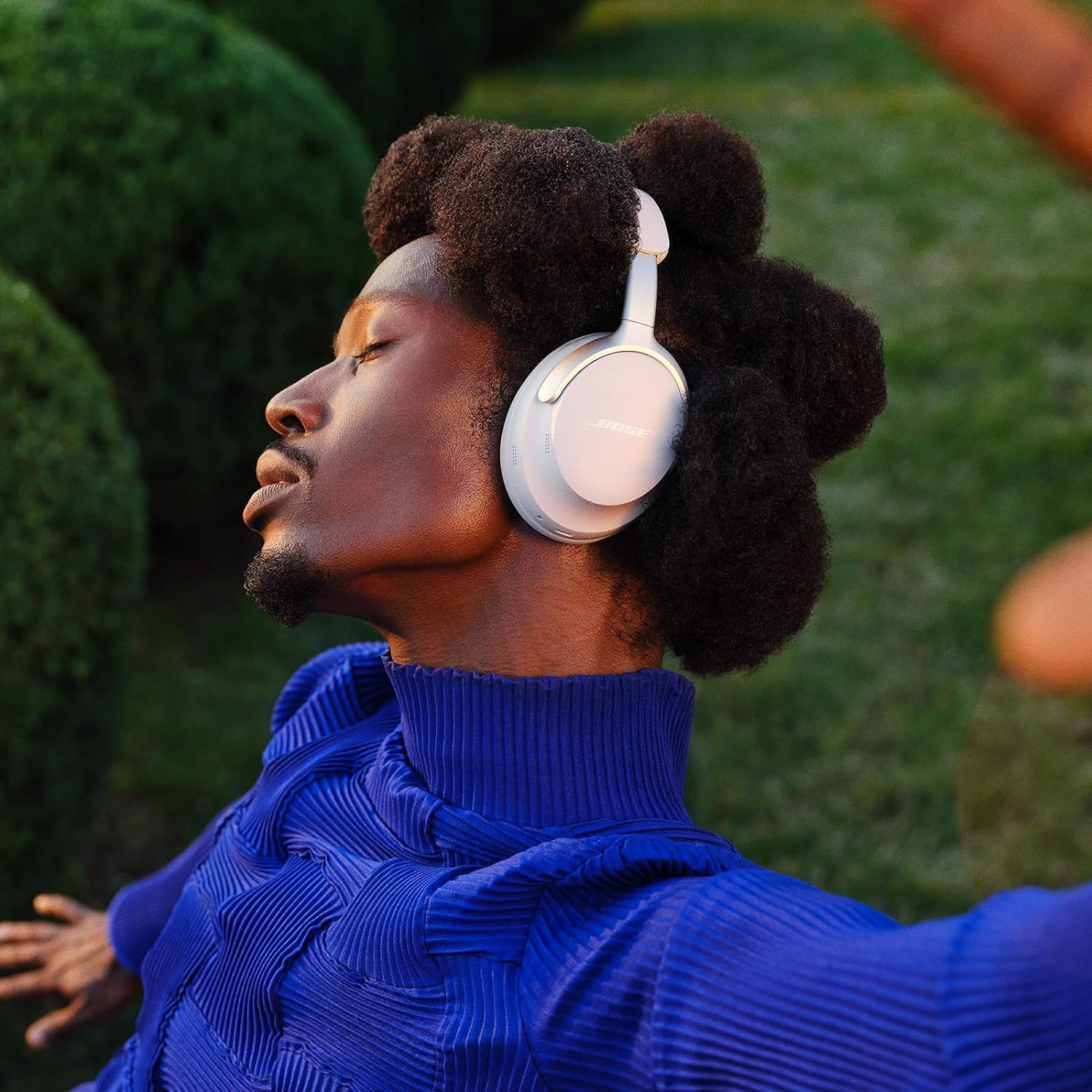 Bose New QuietComfort Ultra Wireless Noise Cancelling