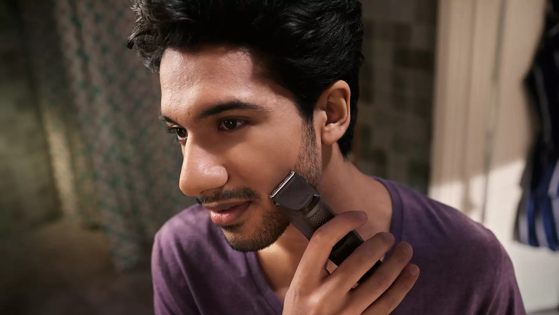 Philips BT1235/18 Skin-friendly Beard trimmer Dura Power Technology Mahajan Electronics Online