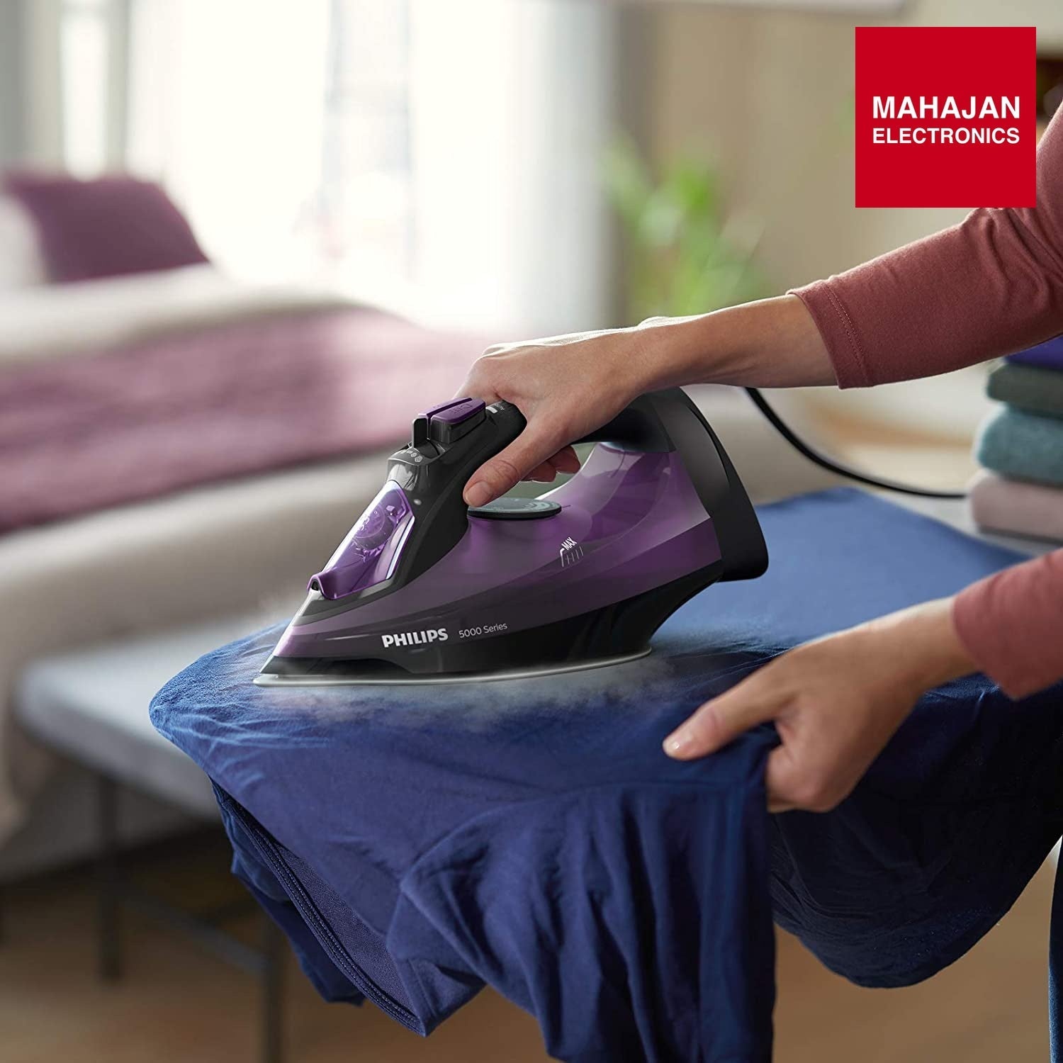 Philips DST5030/80 Steam Iron - 2400 W, Constant Steam Power 45 g/min, Steam Boost Philips