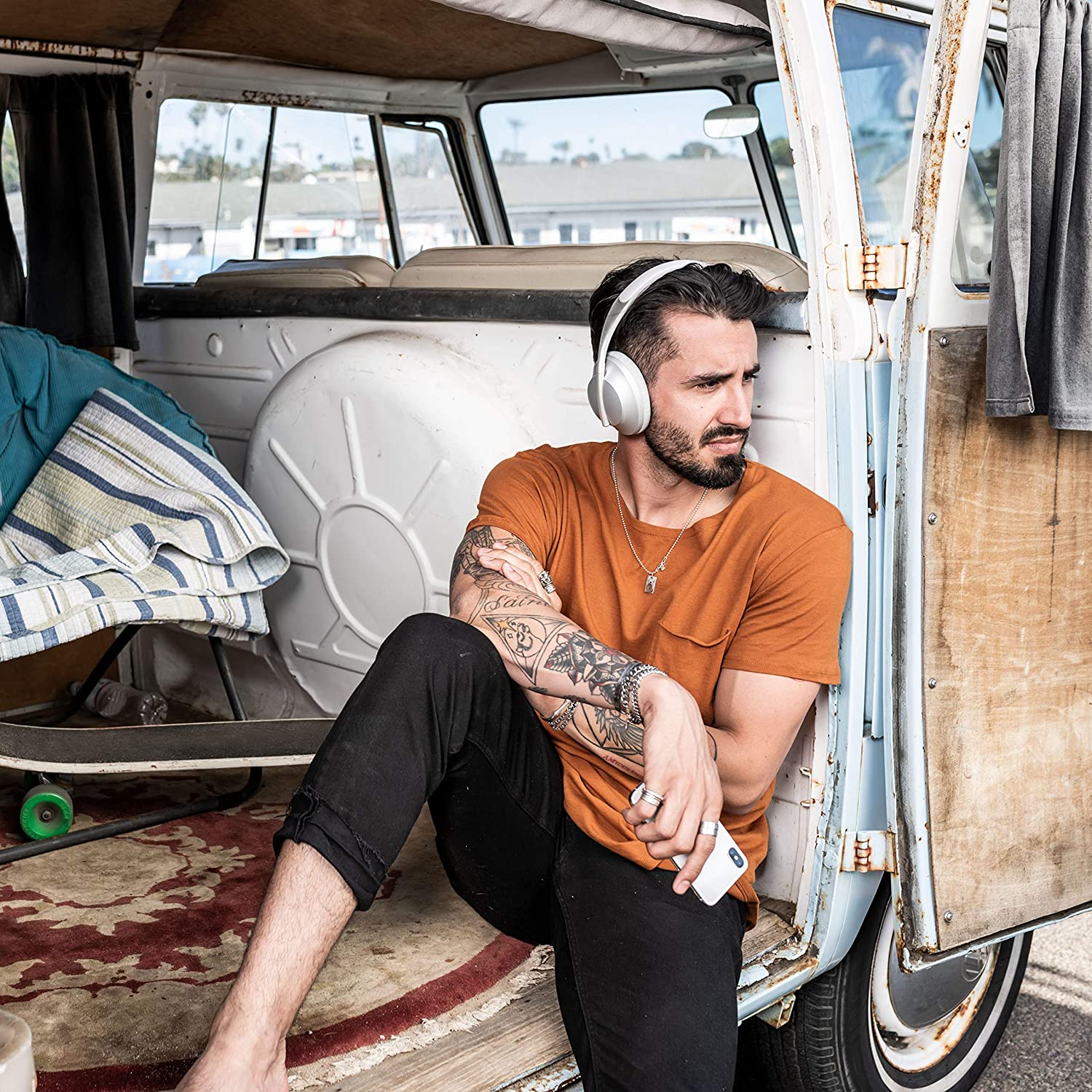 Buy Bose Noise Cancelling 700 Over-Ear Headphones at Online - Best