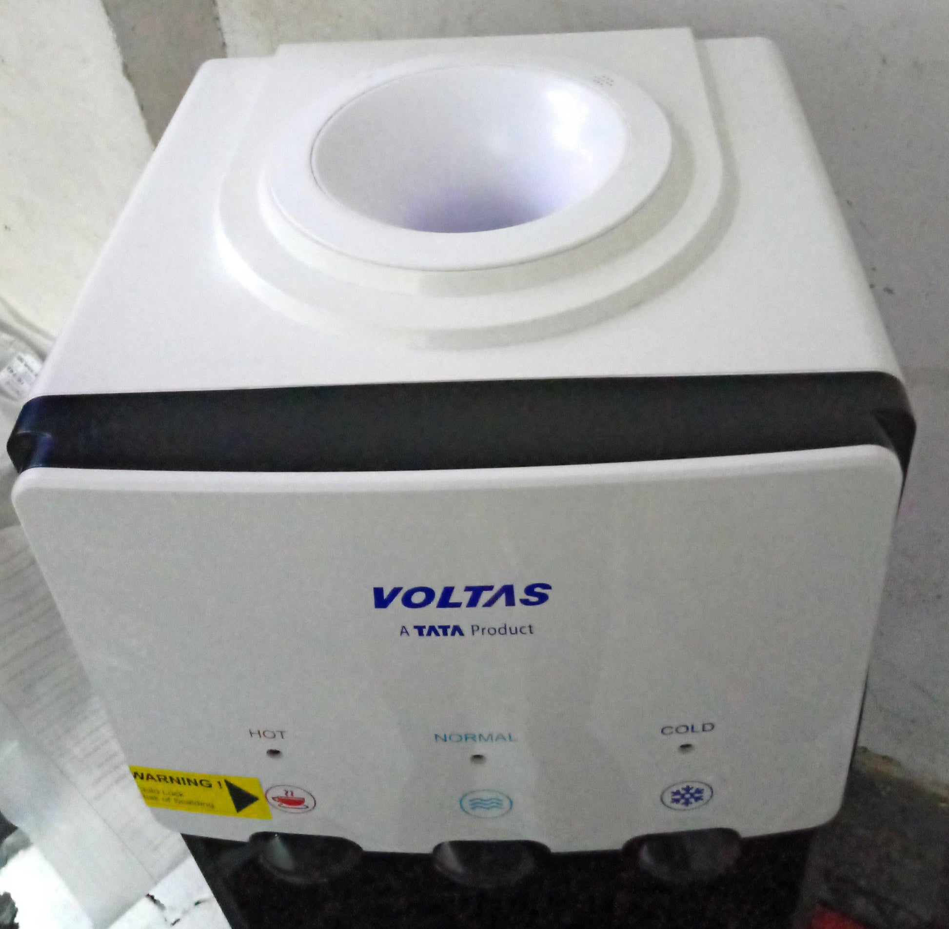 Voltas Floor Mounted Water Dispenser Minimagic SPRING R PLUS - Mahajan Electronics Online